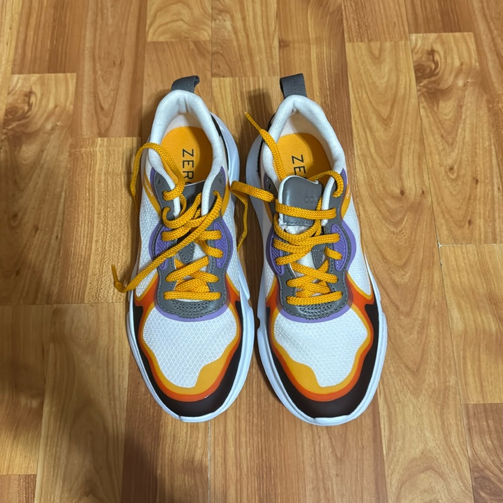 Cole Haan-Zerogrand Never been used (Women’s)